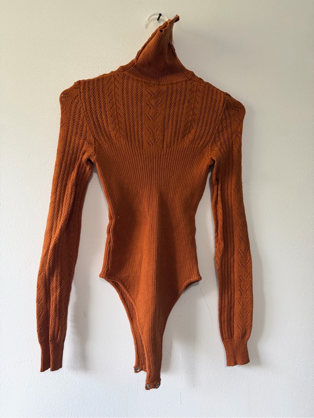 Forever 21 Ribbed Turtleneck Long-Sleeve Bodysuit in Rust Orange